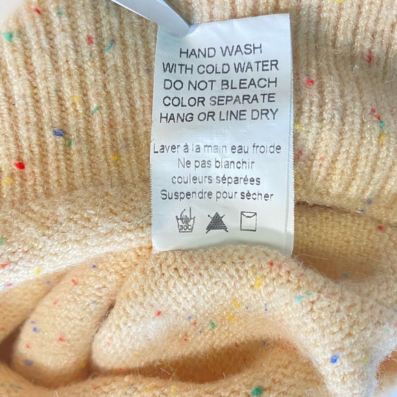 DREAMERS Rainbow Speckled Cream Oversized Comfy Sweater; Women’s Size Med/ Large - Picture 13 of 13